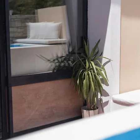 Quintana, A Junior With Private Pool! Apartment *